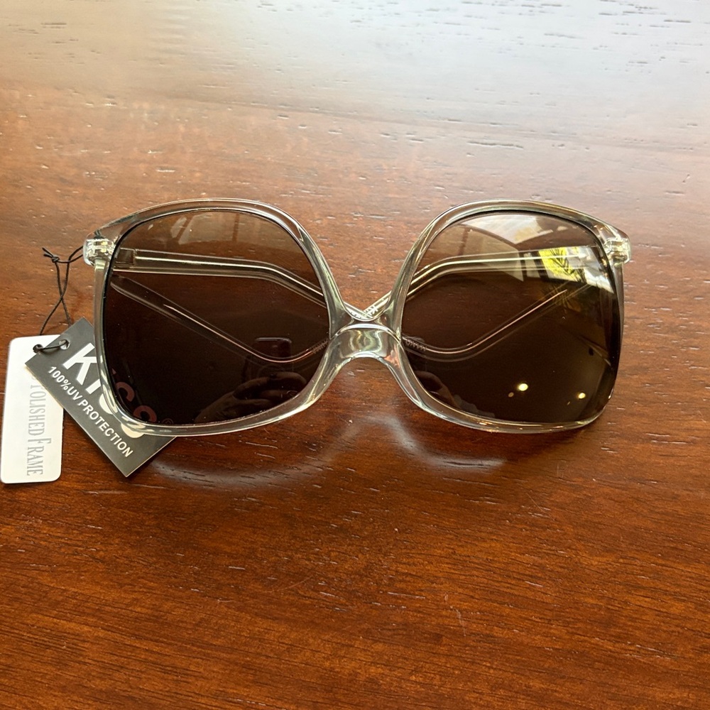 KISS Oversized Gray Translucent Squared Sunglasses Retro 70s Style
